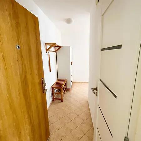 Apartment Slnecny 2-izbovy Pod Lesom, Dolny Smokovec *