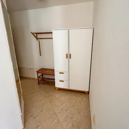 Slnecny 2-izbovy Pod Lesom, Dolny Smokovec Apartment *